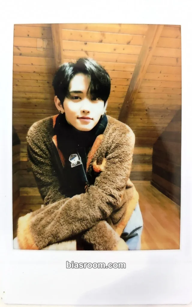 Mashiho TREASURE 2022 Welcoming Collection K-pop photocard