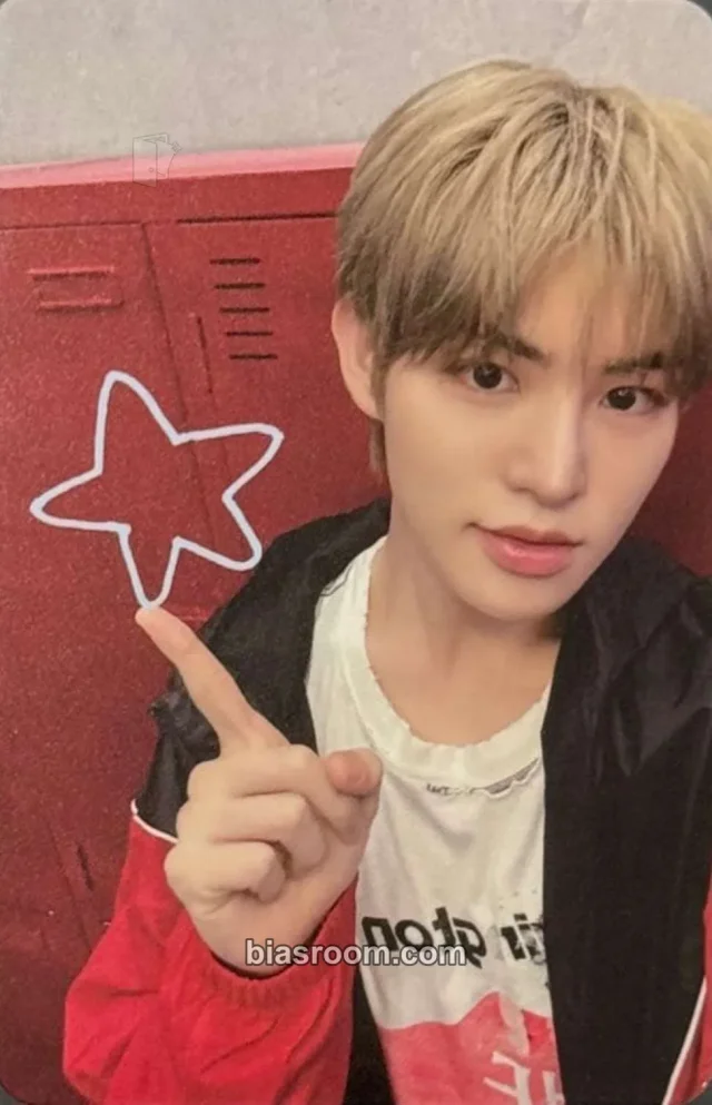 Minje KickFlip KICK OFF THE WALL Pt 1 K-pop photocard