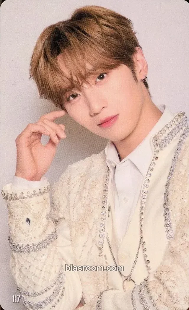 Fengfan INI [XQUARE - MASTERPIECE] concept TO BE MERGED K-pop photocard