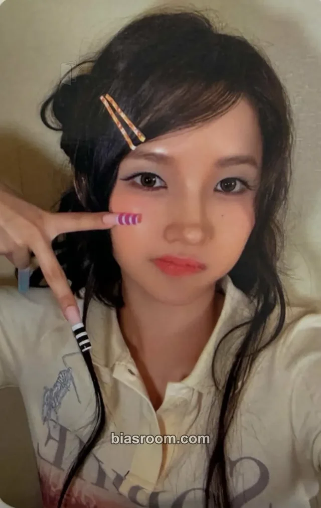 Soyeon i-dle What a Wonderful Life K-pop photocard