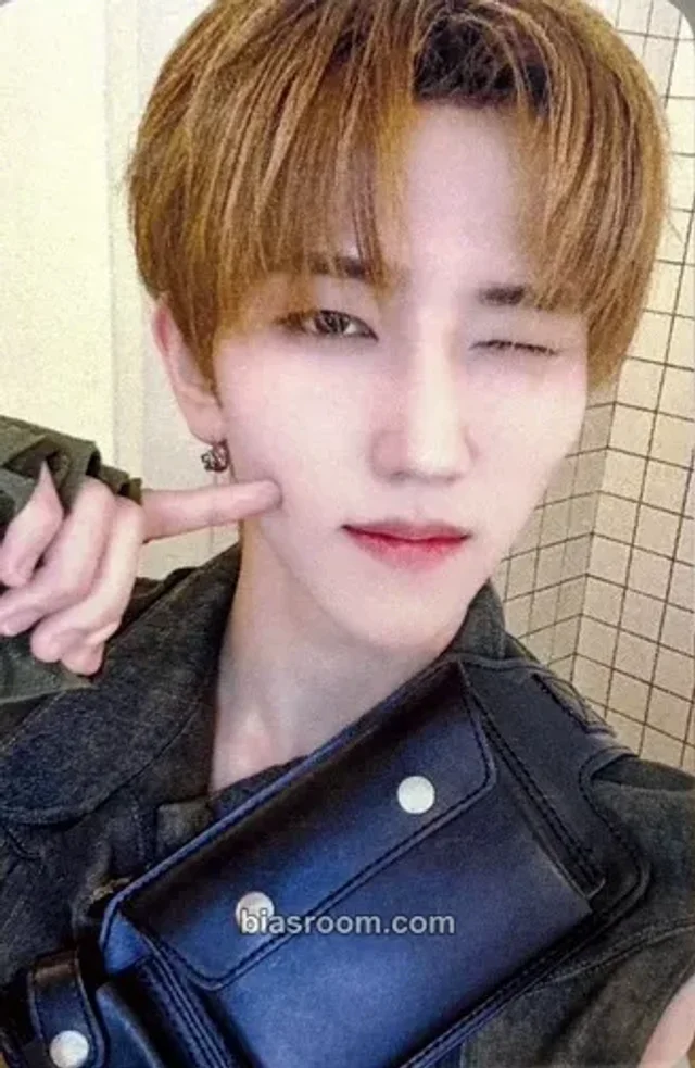 Baekgyeul E’LAST EVERLASTING K-pop photocard