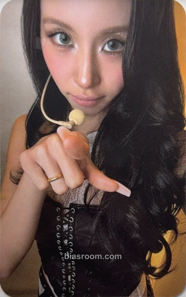 Chaeyoung TWICE <THIS IS FOR> WORLD TOUR FINALE in SEOUL - LIVE K-pop photocard