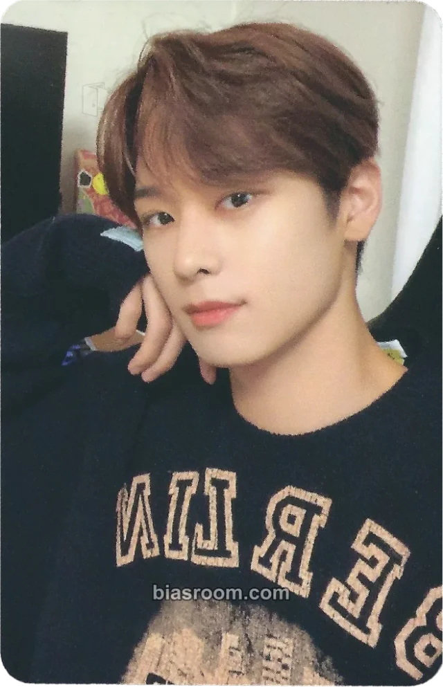 Juyeon THE BOYZ 5th Official Fan Club K-pop photocard