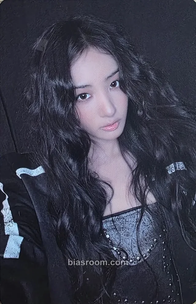 Gawon MEOVV GO HARD K-pop photocard