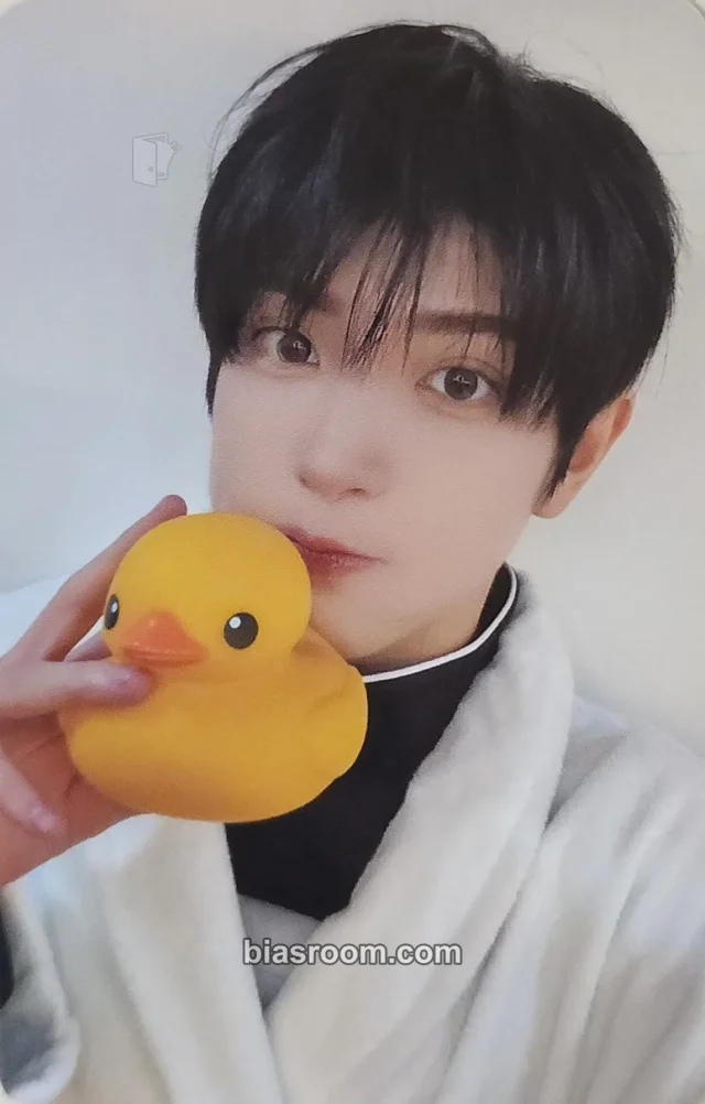 Yuki NEXZ Saucin' K-pop photocard