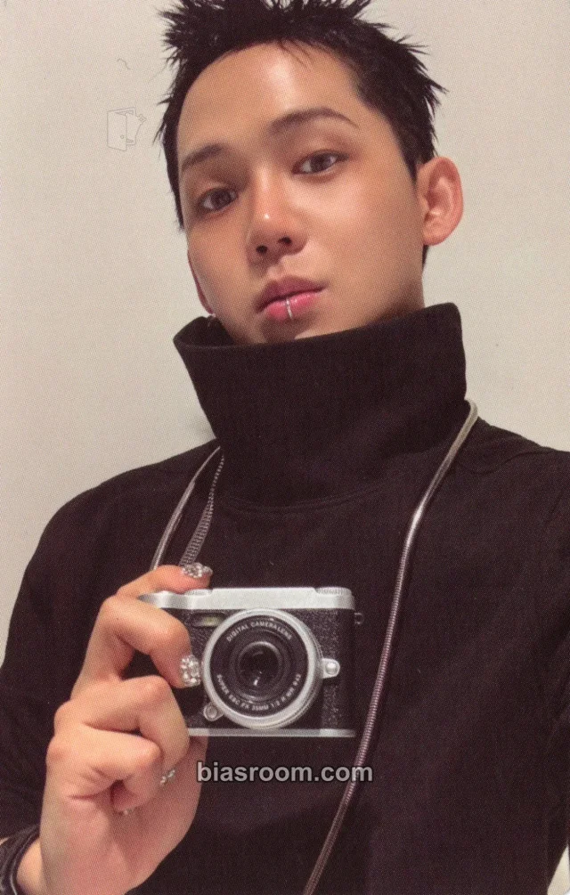 Choi Hyunsuk TREASURE 6th Anniversary : TREASURE ARCHIVE K-pop photocard