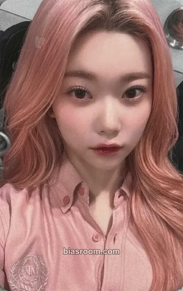 Tsuki Billlie 2024 Season's Greetings K-pop photocard