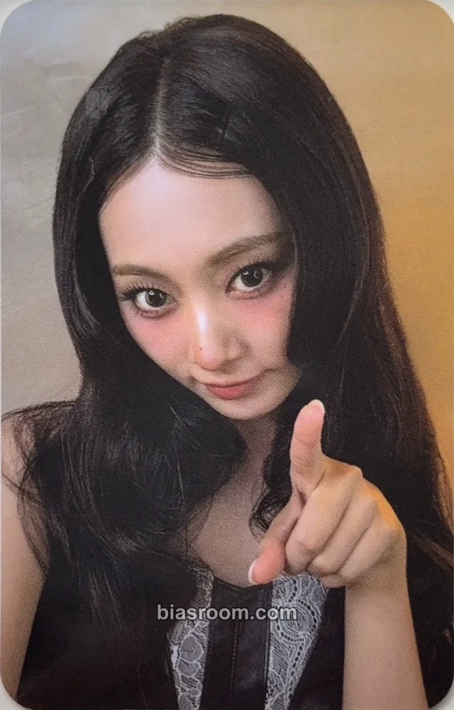 Tzuyu TWICE <THIS IS FOR> WORLD TOUR FINALE in SEOUL - LIVE K-pop photocard