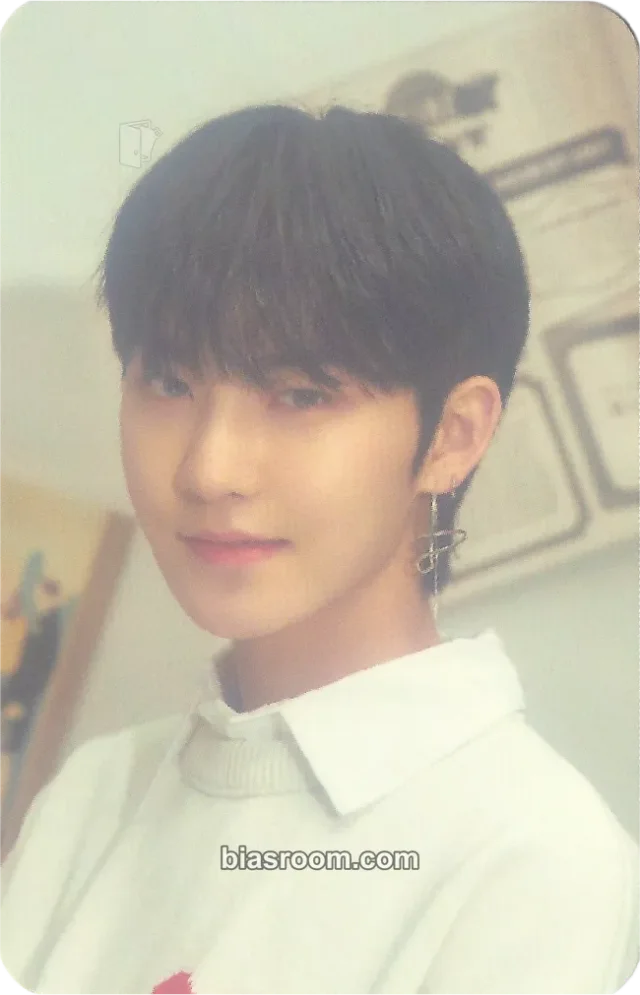 Hyunjun Hur (ex. Hwall) THE BOYZ 1st Official Fan Club [FIRST AID KIT] K-pop photocard
