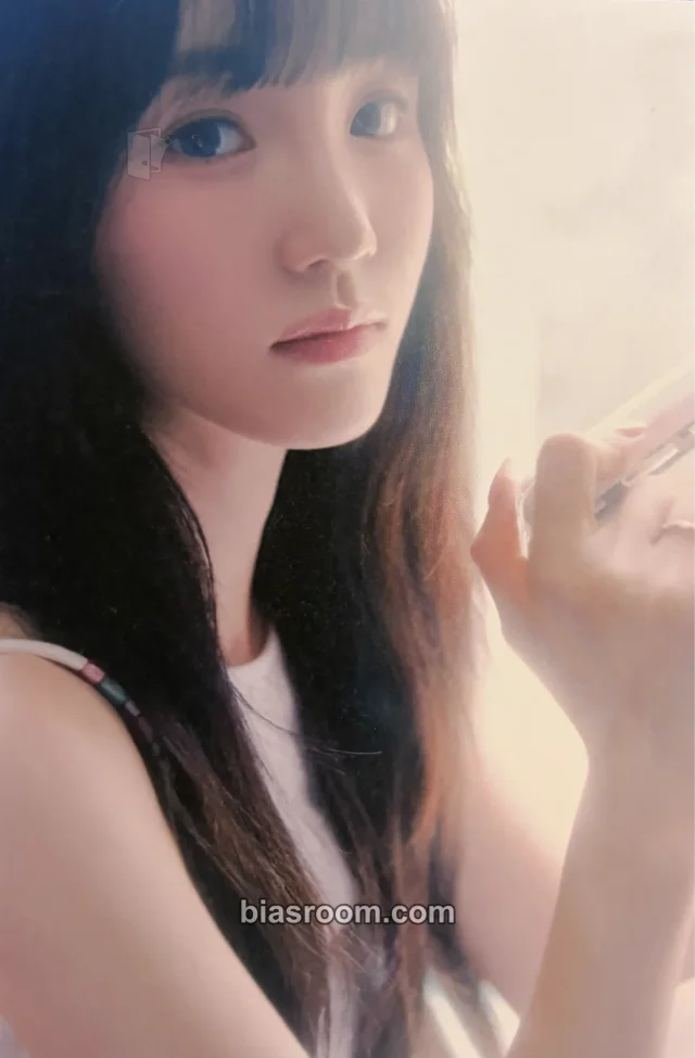 Nana WOOAH 1st photobook [GOODBYE SUMMER] K-pop photocard
