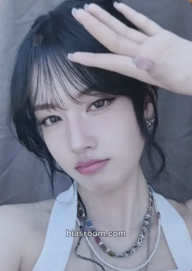 Yoon STAYC STAY ALIVE K-pop photocard