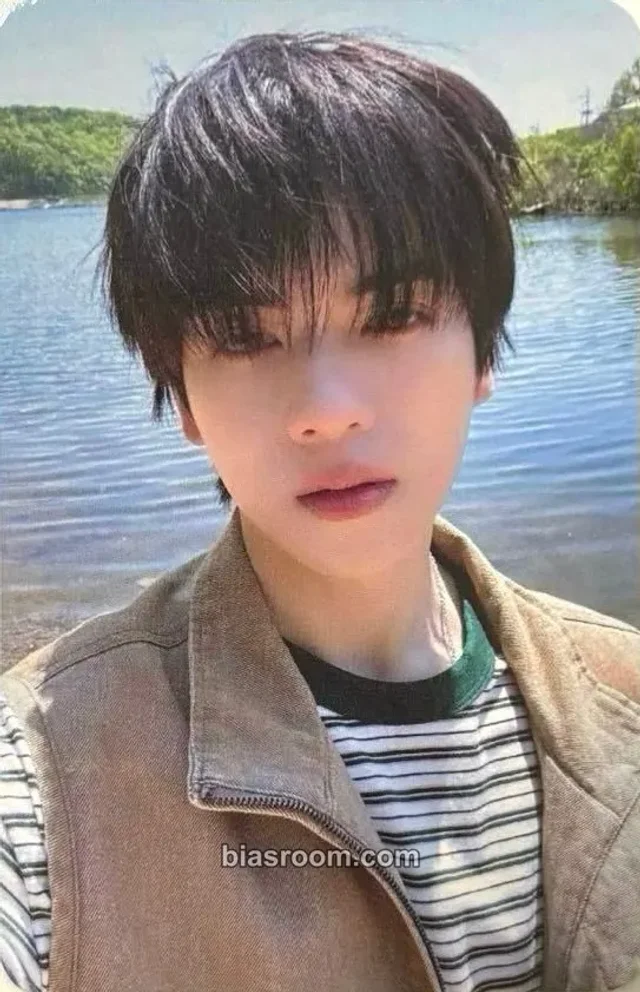 Yorch POW Being Tender K-pop photocard