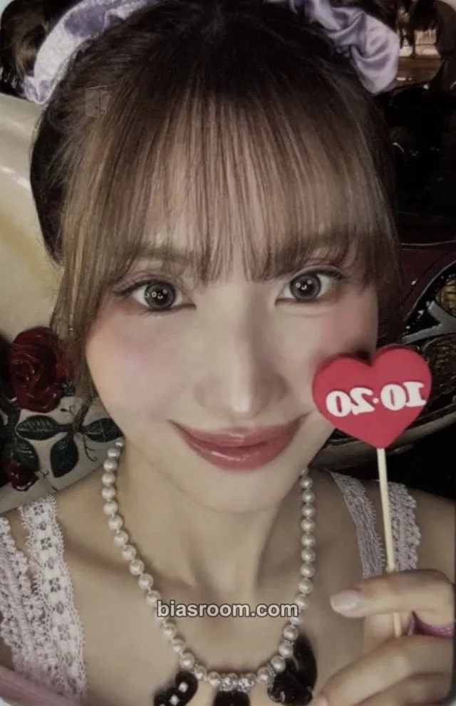 Momo TWICE TWICE The Thrill (11th Anniversary Pop-Up) K-pop photocard