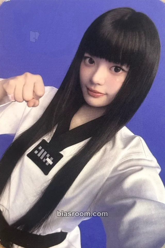 Photocard K-pop de Minju ILLIT ILLIT LIVE ‘PRESS START♥︎︎︎’