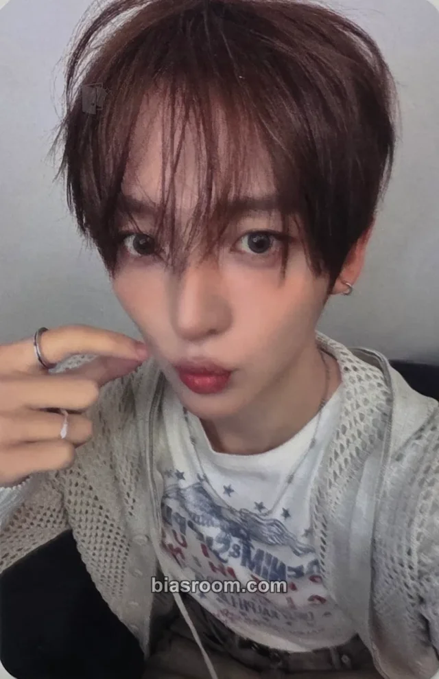 Donghyeon KickFlip KICK OFF THE WALL Pt 1 K-pop photocard