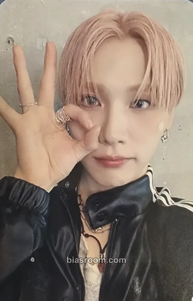 Woong AB6IX BORN LIKE THIS K-pop photocard