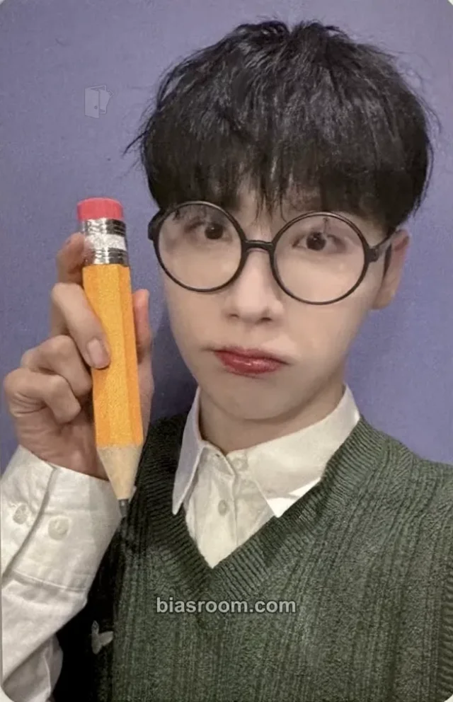 Woong AB6IX BORN LIKE THIS K-pop photocard