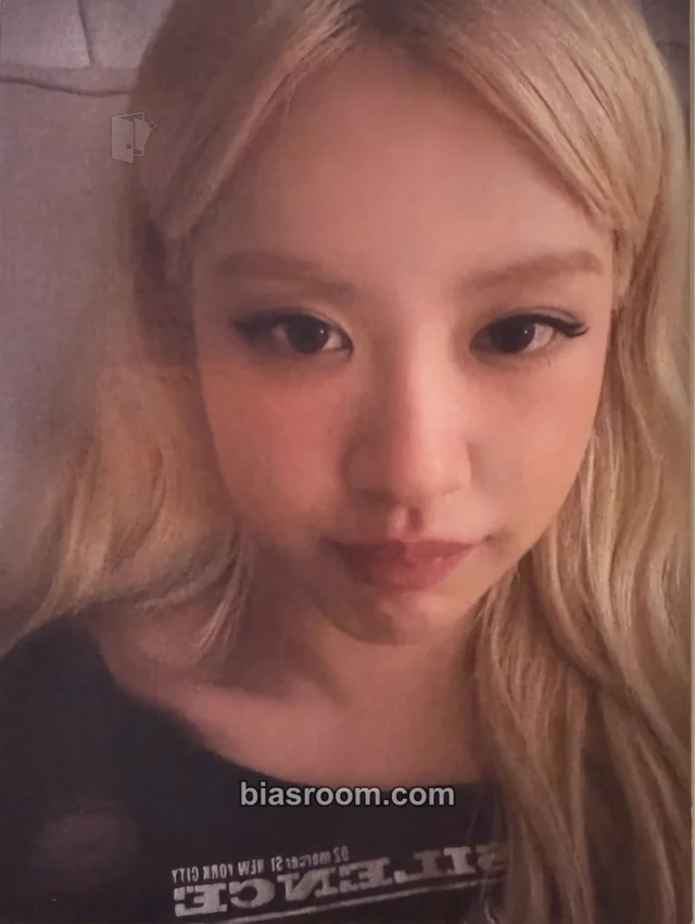 Rosé BLACKPINK rosie (Rosé solo) K-pop photocard