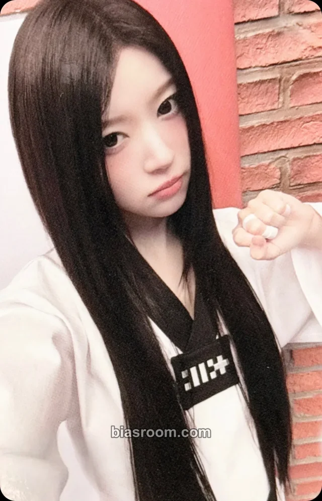 Moka ILLIT ILLIT LIVE ‘PRESS START♥︎︎︎’ K-pop photocard