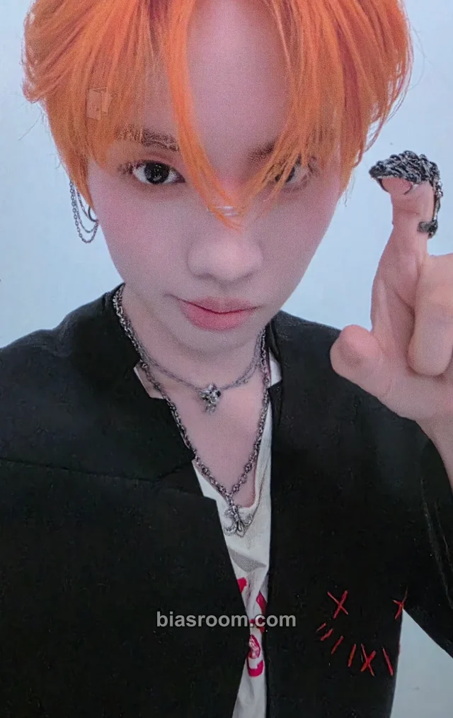 Win MCND Devil Youth Club K-pop photocard