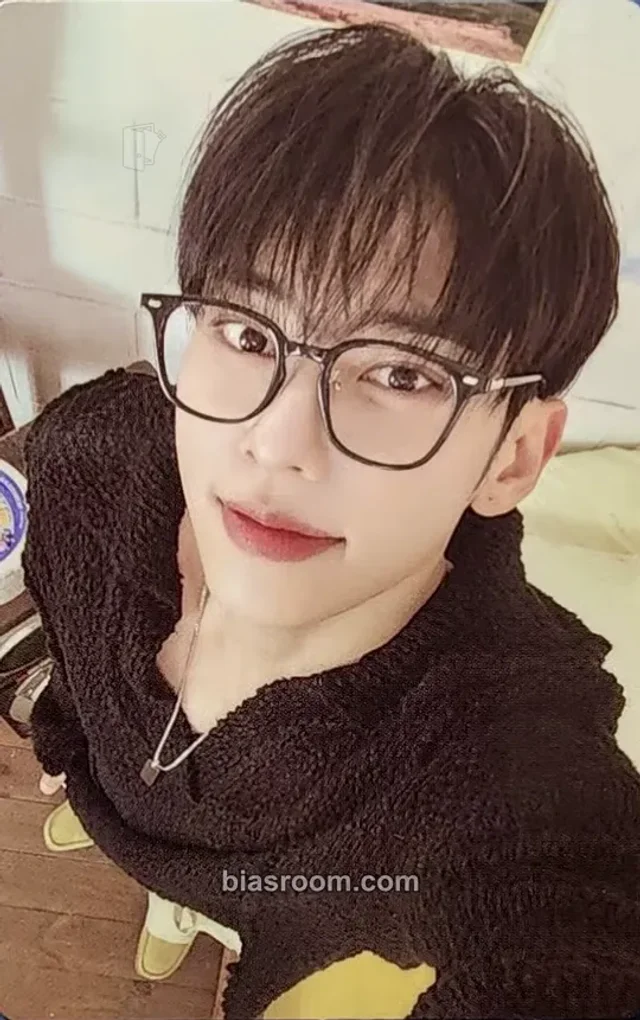 Donghyun AB6IX BORN LIKE THIS K-pop photocard