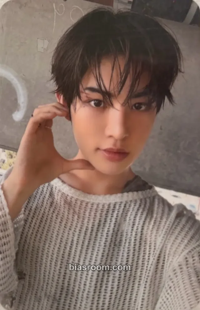Minje KickFlip KICK OFF THE WALL Pt 1 K-pop photocard