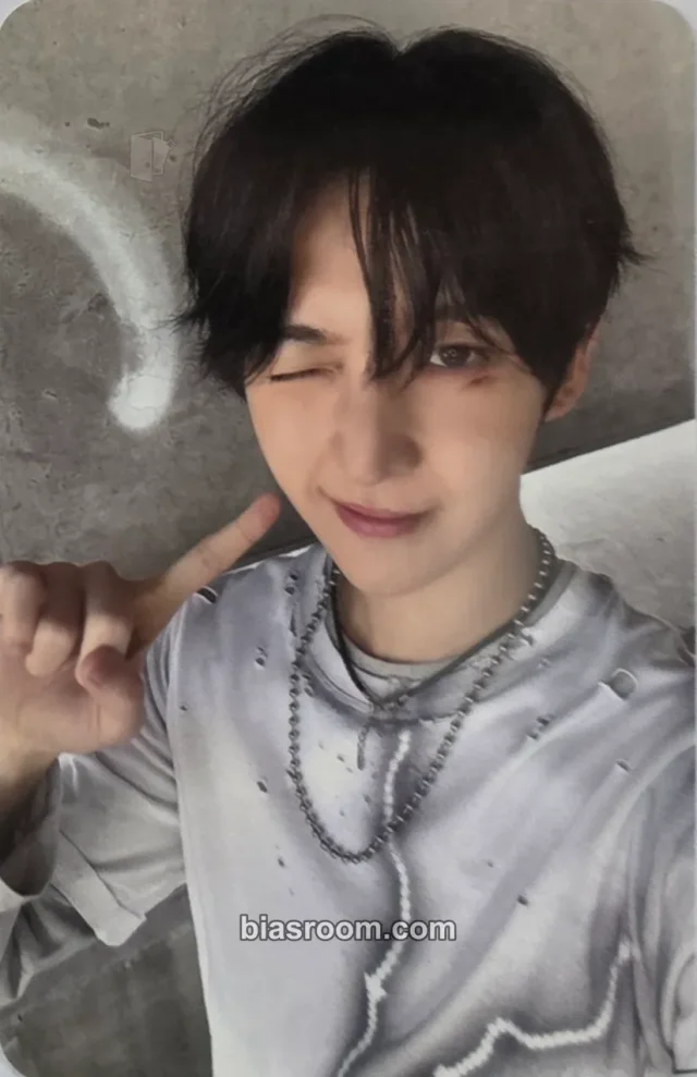 Donghyeon KickFlip KICK OFF THE WALL Pt 1 K-pop photocard