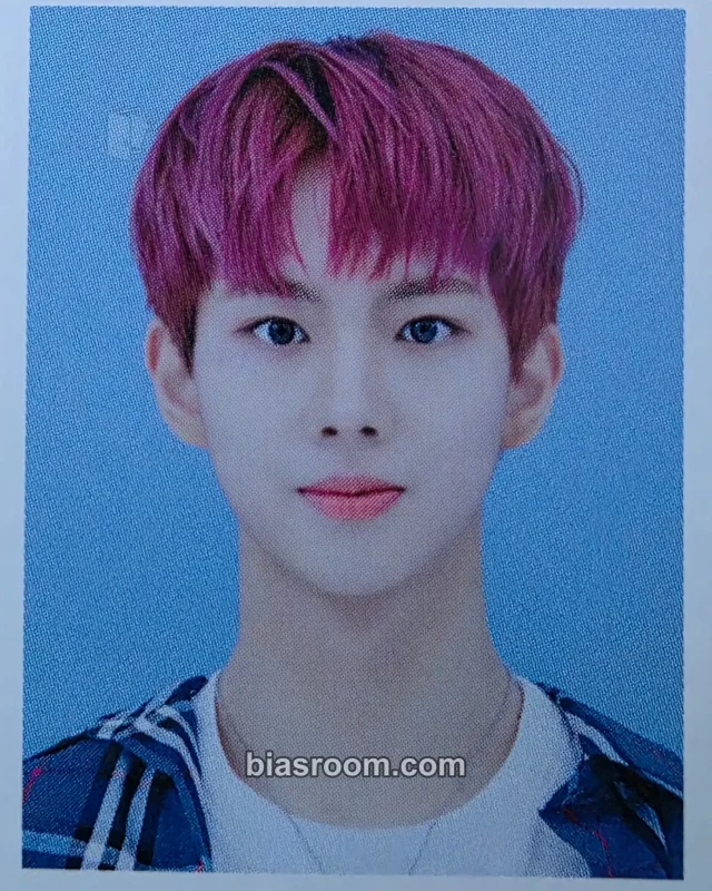 Win MCND MCND OFFICIAL FANSHIP - Gem 1st K-pop photocard