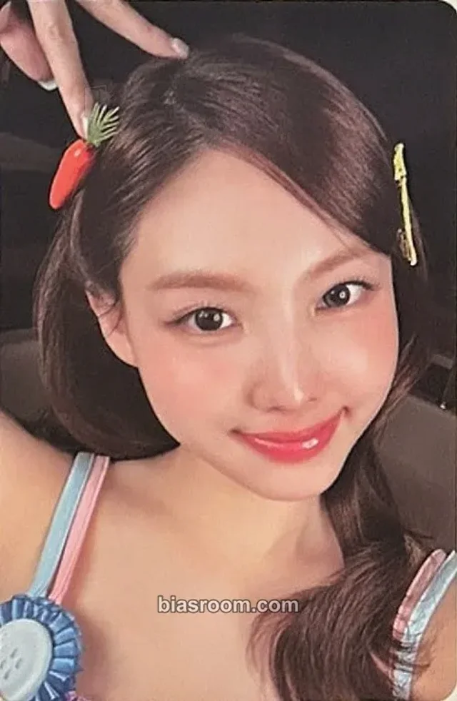 Nayeon TWICE TWICE The Thrill (11th Anniversary Pop-Up) K-pop 포토카드