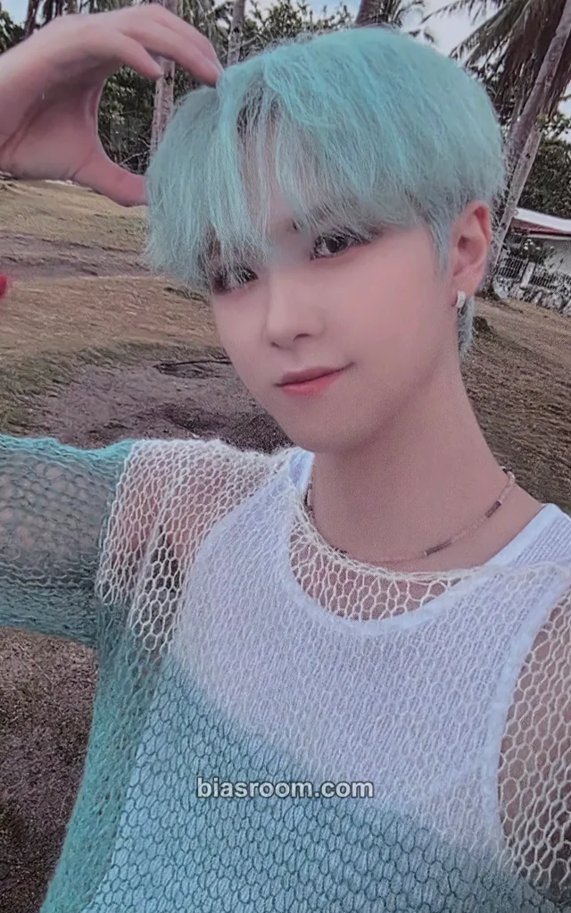 Photocard K-pop Donghan WEi Love Pt.3 : Eternally