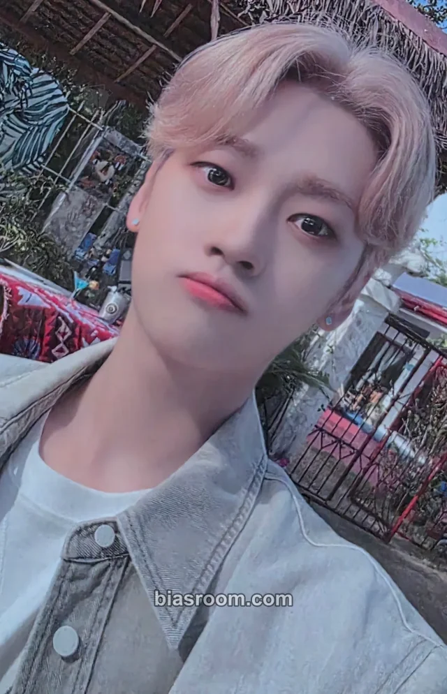 Photocard K-pop Seokhwa WEi Love Pt.3 : Eternally