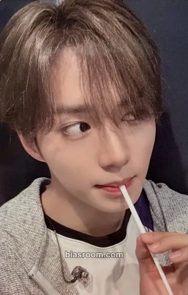 Junseo ALPHA DRIVE ONE KFC KCOFFEE x ALPHA DRIVE ONE K-pop Photocard
