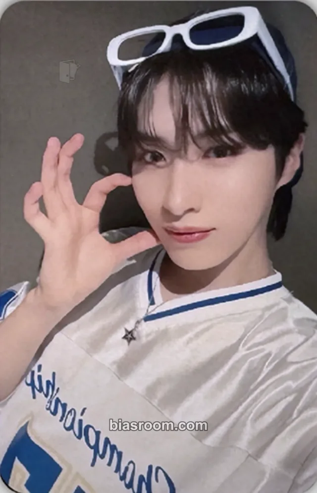 Xion ONEUS Between the Earth and the Moon Part.3 2025 Fan Concert K-pop photocard