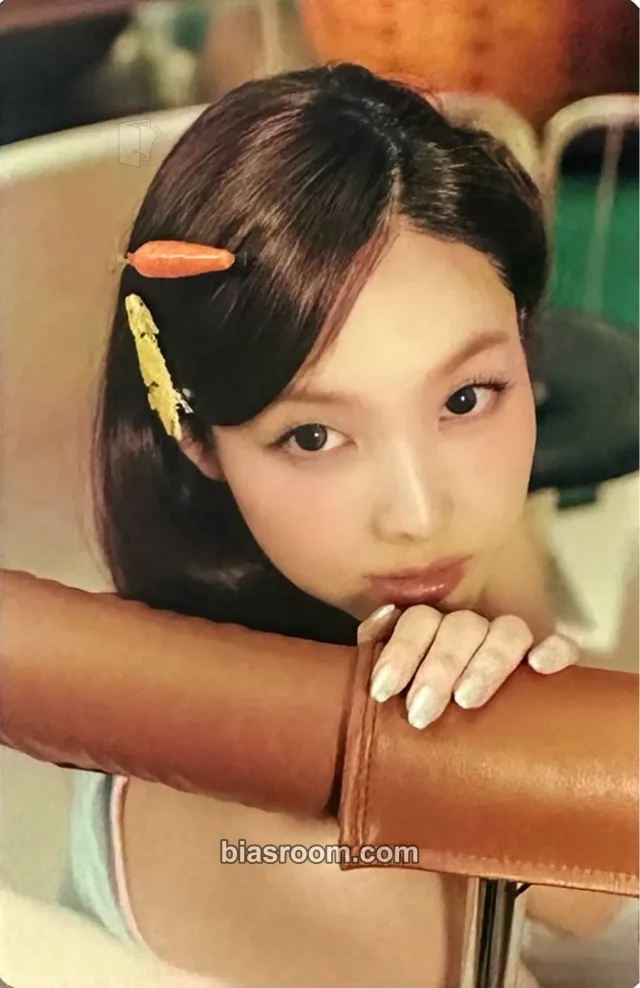 Nayeon TWICE TWICE The Thrill (11th Anniversary Pop-Up) K-pop 小卡