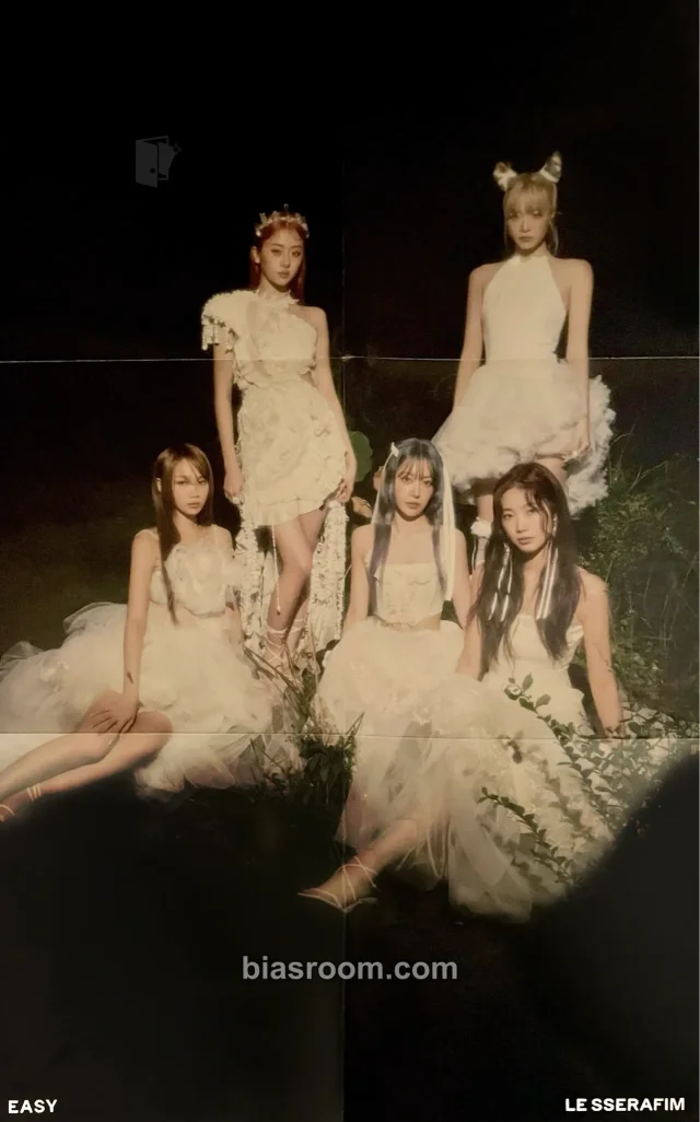 LE SSERAFIM EASY K-pop photocard