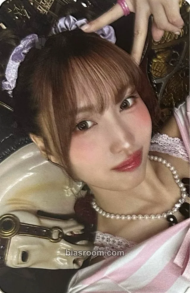 Momo TWICE TWICE The Thrill (11th Anniversary Pop-Up) K-pop photocard