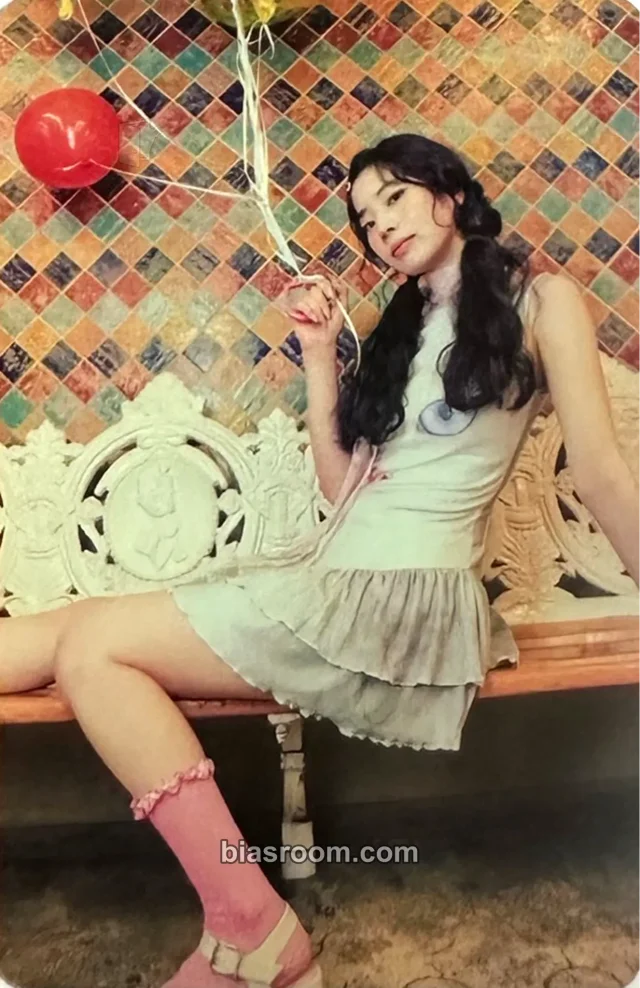 Photocard K-pop de Dahyun TWICE TWICE The Thrill (11th Anniversary Pop-Up)