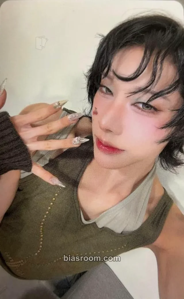 Rui XLOV SERVING-X Asia Tour 2026 K-pop photocard