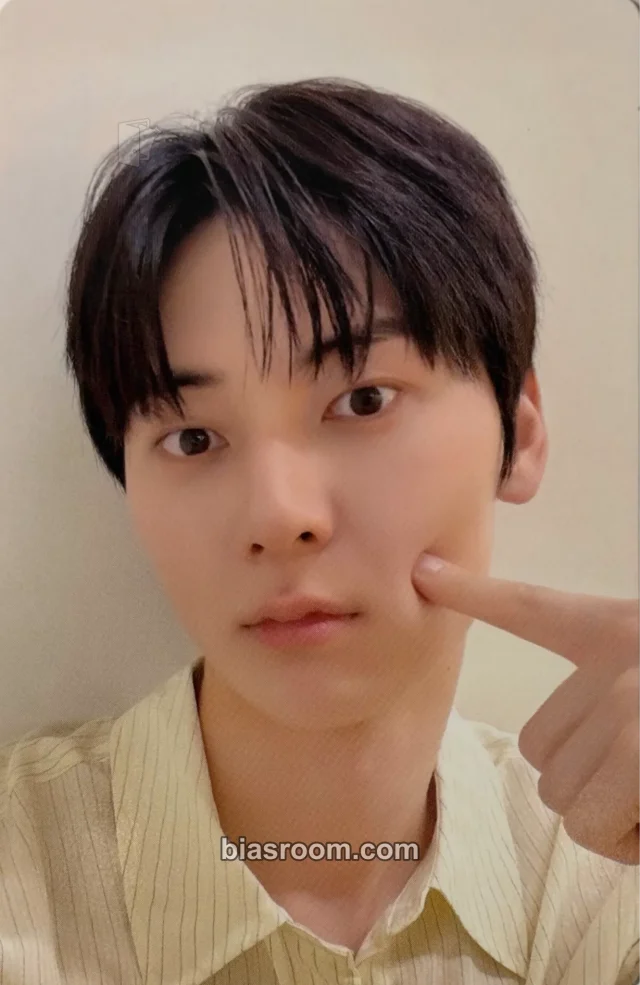 Minhyun Hwang Minhyun FAN MEETING [PEACH-BLOSSOM] K-pop photocard