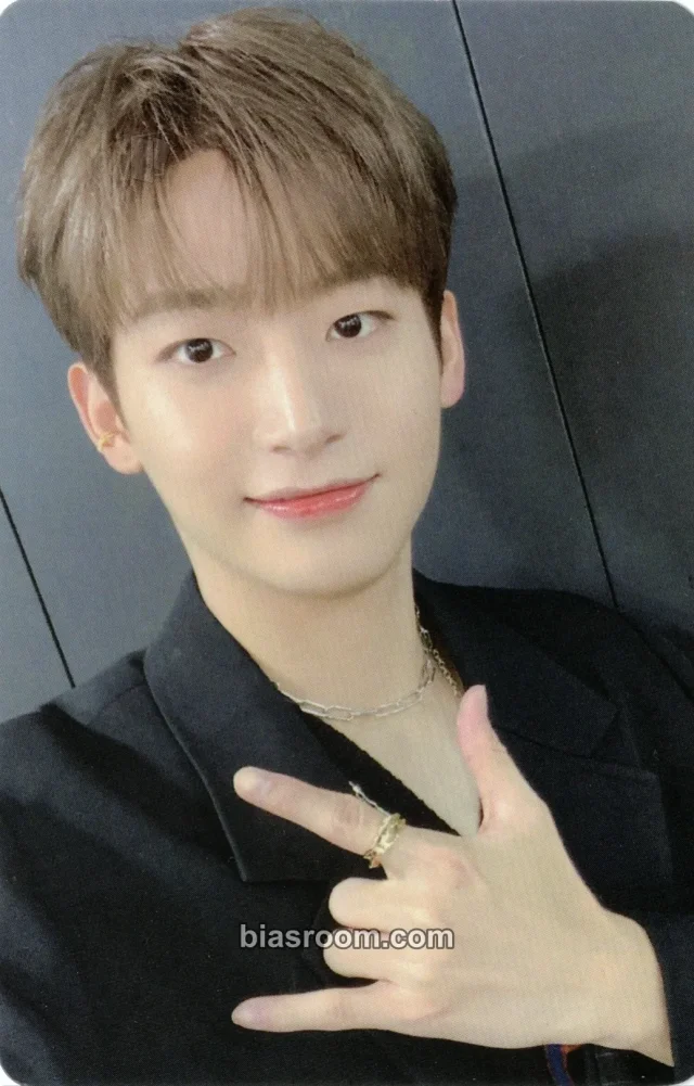 Jungmo CRAVITY The 1st Concert [Center of Gravity] K-pop photocard