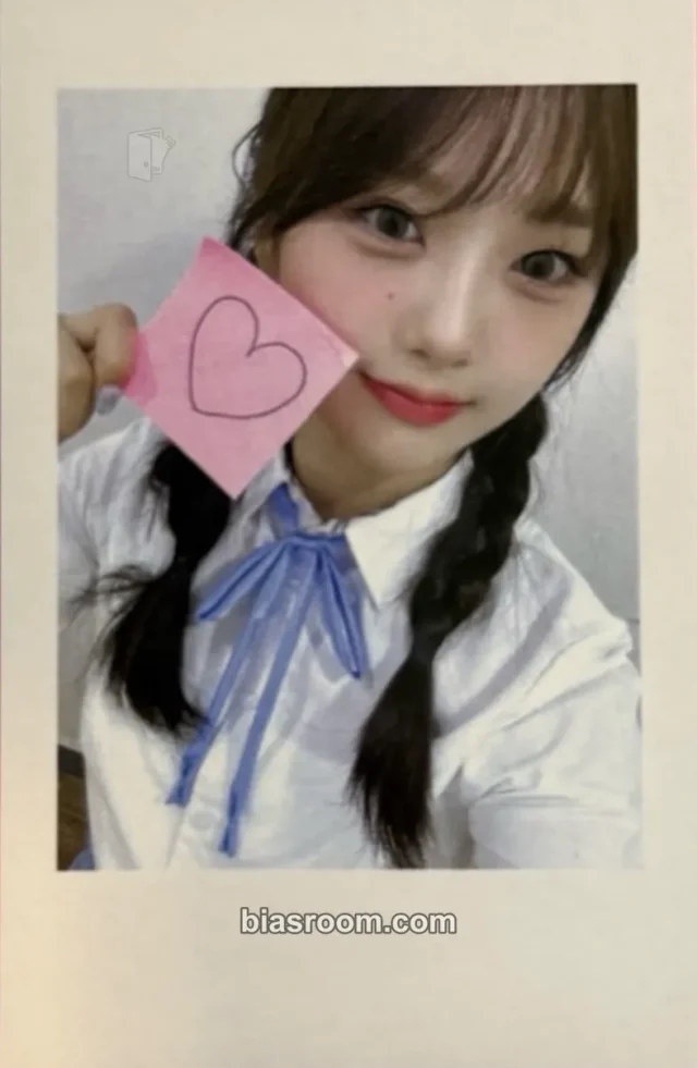 Photocard K-pop de Seoah tripleS Assemble24