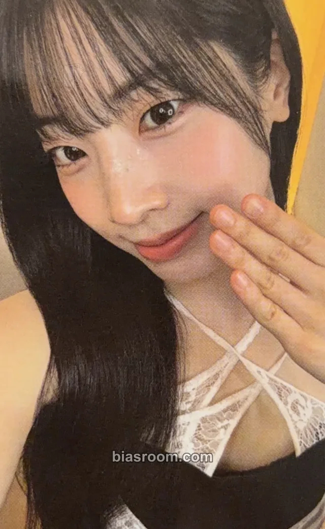 Dahyun TWICE <THIS IS FOR> WORLD TOUR FINALE in SEOUL - LIVE K-pop Photocard