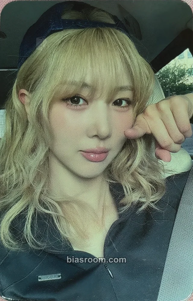 Yoohyeon Dreamcatcher Playlist #Your Youth K-pop photocard