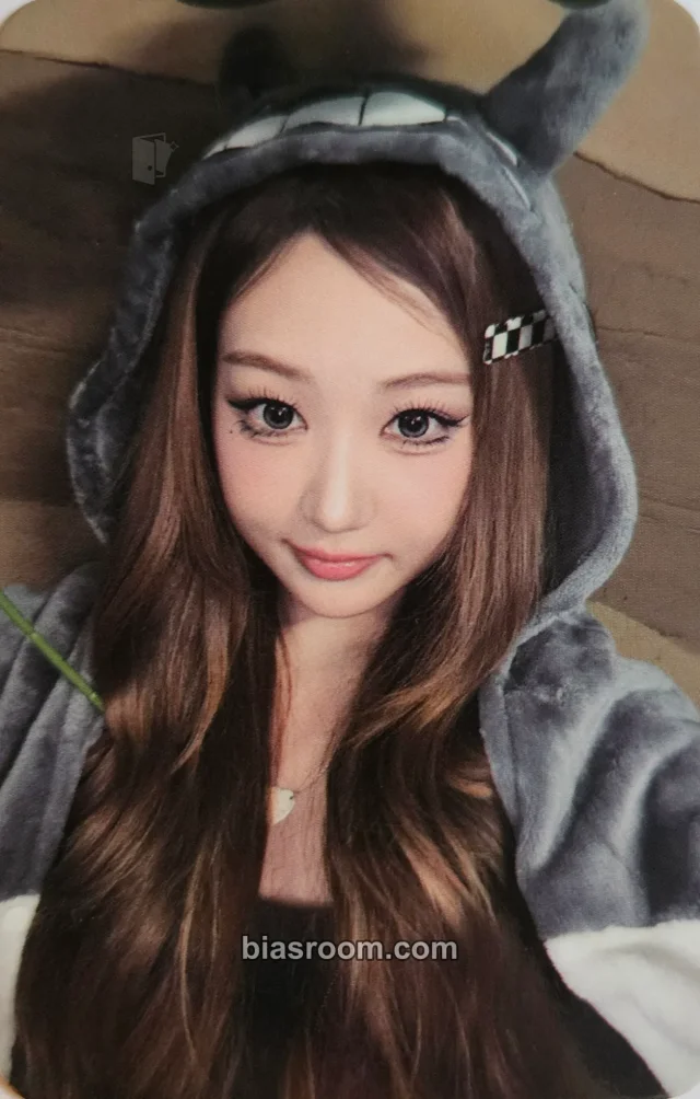 Liri HEART OF WOMAN Heart Byte : LEGACY K-pop photocard