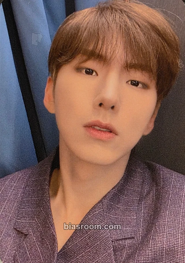 Kihyun MONSTA X Voyager K-pop photocard