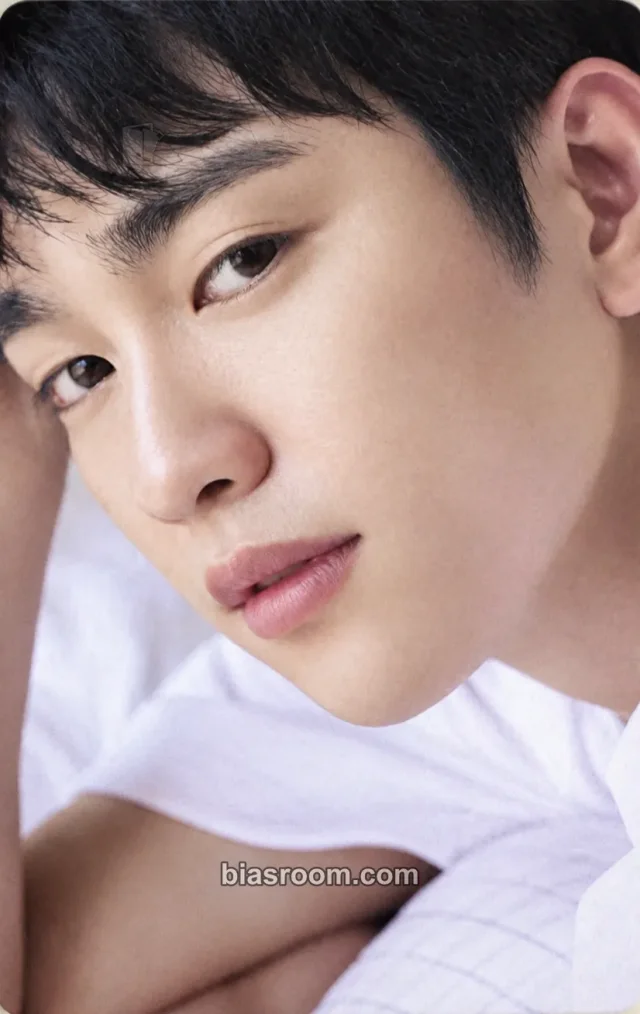 Jinyoung GOT7 Jinyoung x Mediheal x Marie Claire K-pop photocard
