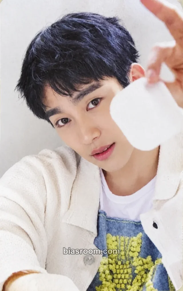 Jinyoung GOT7 Jinyoung x Mediheal x Marie Claire K-pop photocard