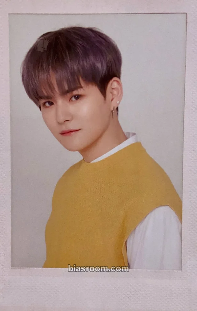 Yoshi TREASURE THE FIRST STEP : TREASURE EFFECT (Japanese Version) K-pop photocard
