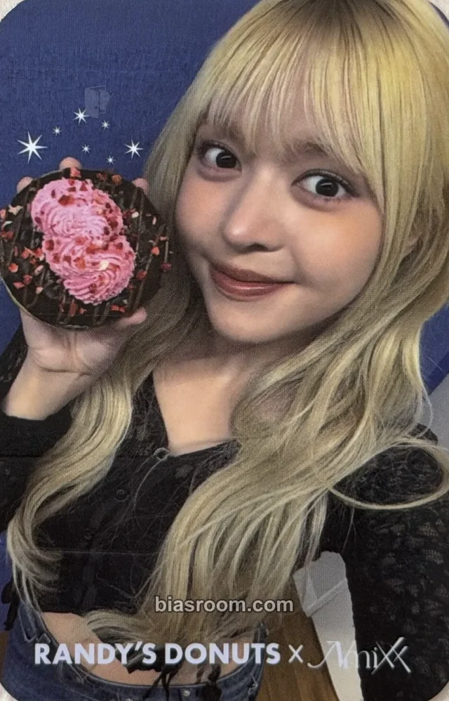 Lily NMIXX Strange Muse K-pop photocard