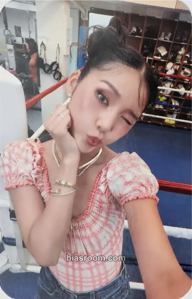 Mimi OH MY GIRL BISH BASH BOSH (Mimi) K-pop photocard